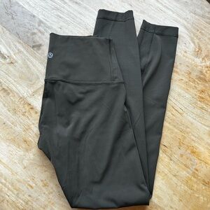 Lululemon olive green Align Leggings